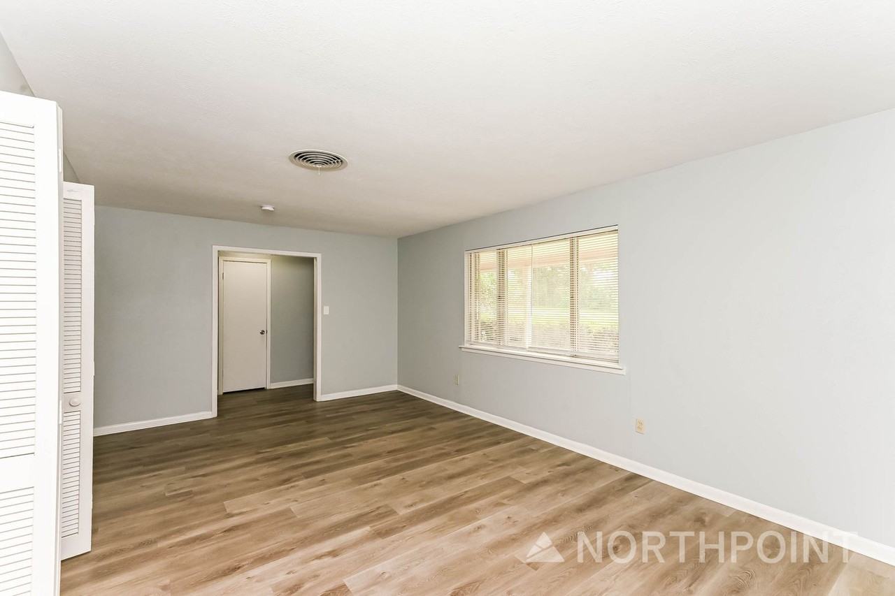5505 Wonder Dr - Photo 7 of 16