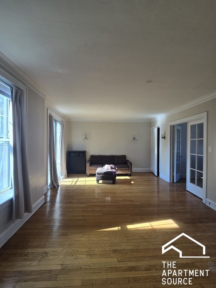 909 Elmwood Ave #O2