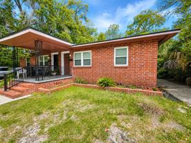 4918 N Pearl St - Photo 1 of 1