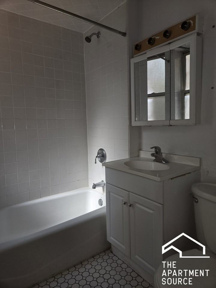 550 Elmwood Ave #1 - Photo 3 of 13