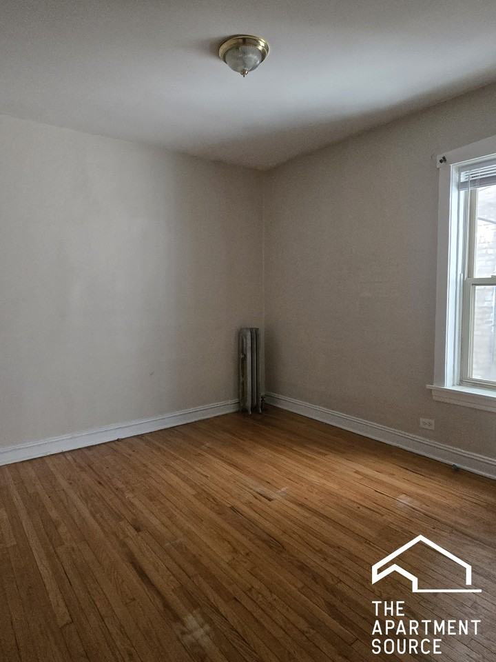550 Elmwood Ave #1 - Photo 4 of 13