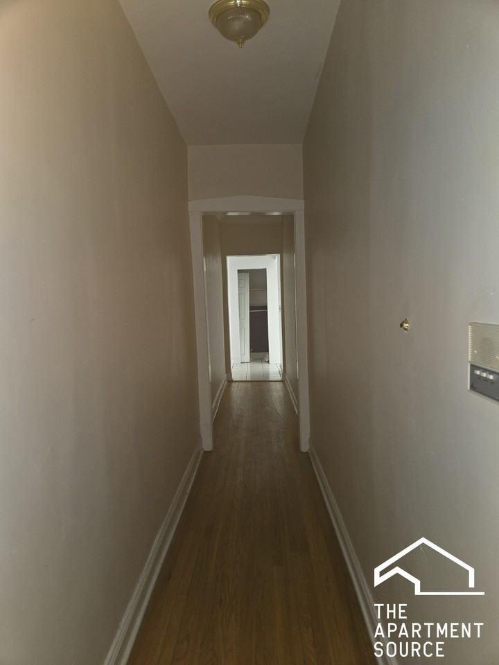 550 Elmwood Ave #1 - Photo 5 of 13