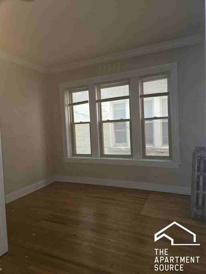 550 Elmwood Ave #1 - Photo 6 of 13