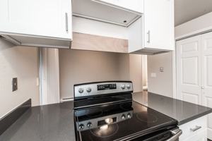 featured image of 2707 2707 -  2711 Mountain View Ave W