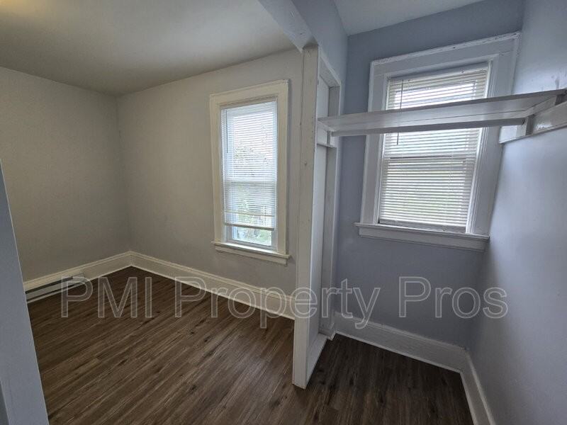 2660 N 37th St - Photo 2 of 16