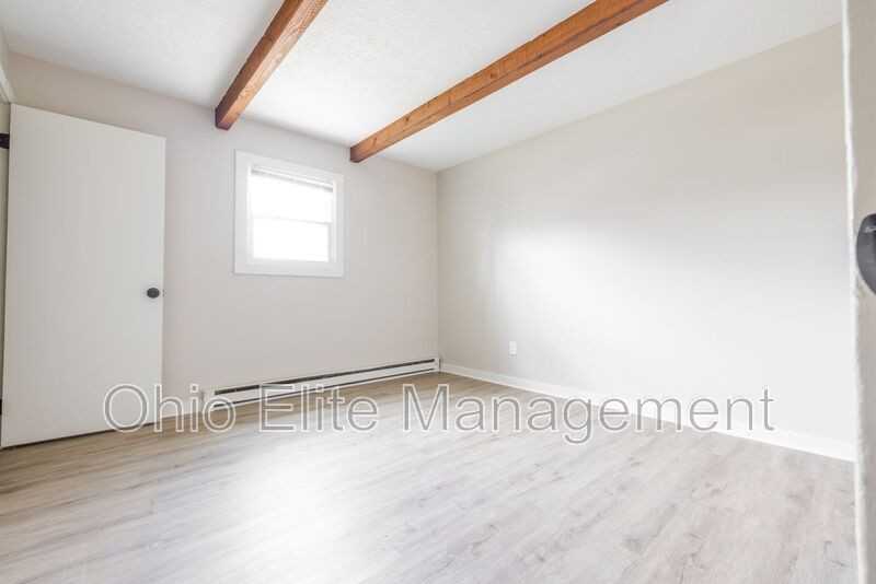 3088 Grasmere Ave - Photo 2 of 18