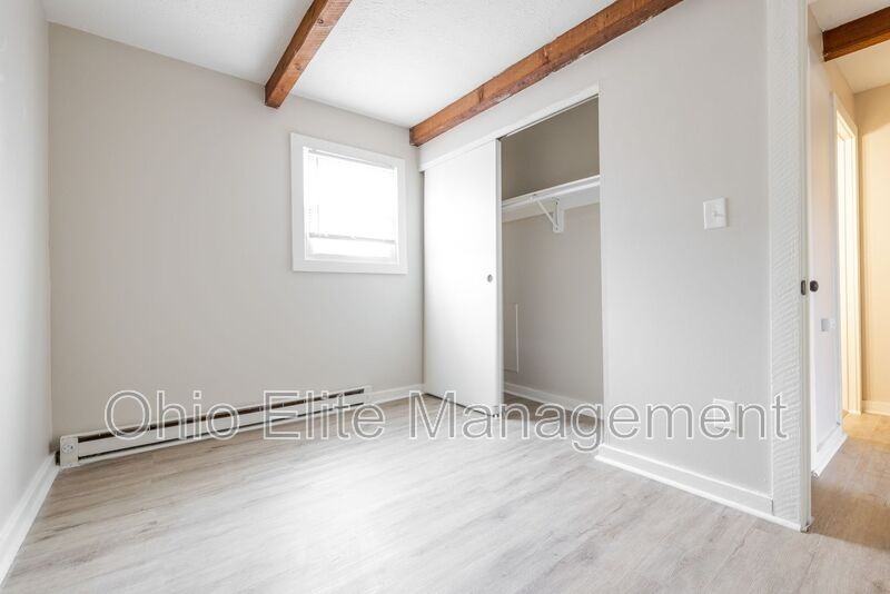 3088 Grasmere Ave - Photo 6 of 17