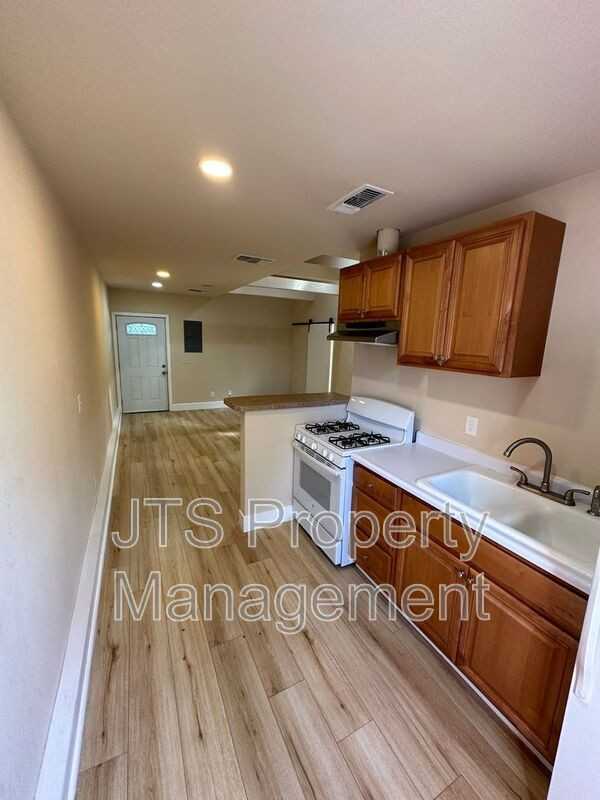 3515 Sue Pam Dr - Photo 3 of 10