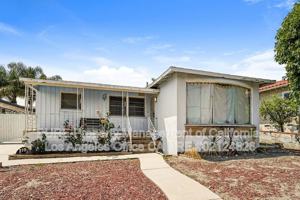 featured image of 215 N Western Ave