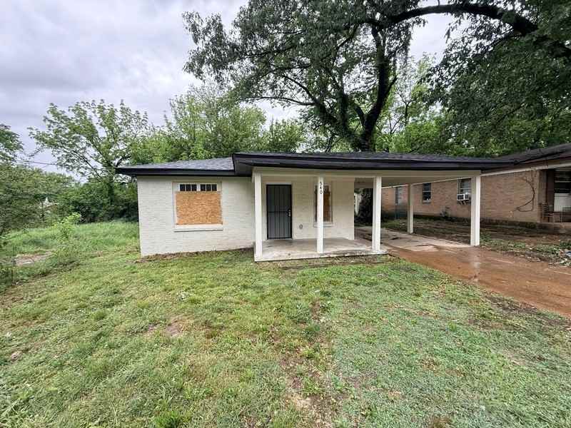 540 Harahan Rd - Photo 2 of 27
