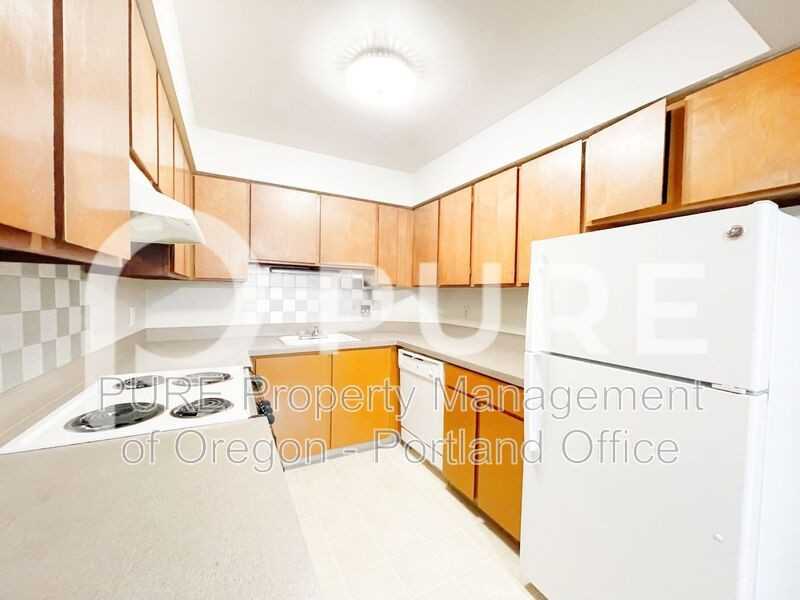 1123 Se 27th Ave - Photo 2 of 12
