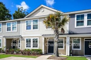 featured image of 7833 Montview Rd