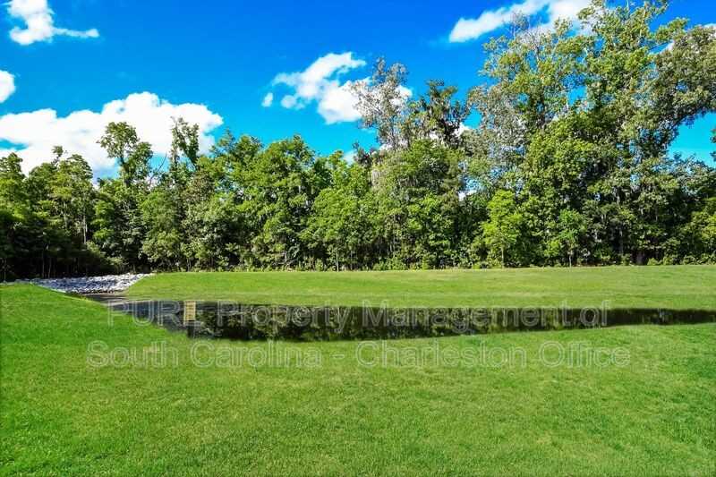 7833 Montview Rd - Photo 5 of 21