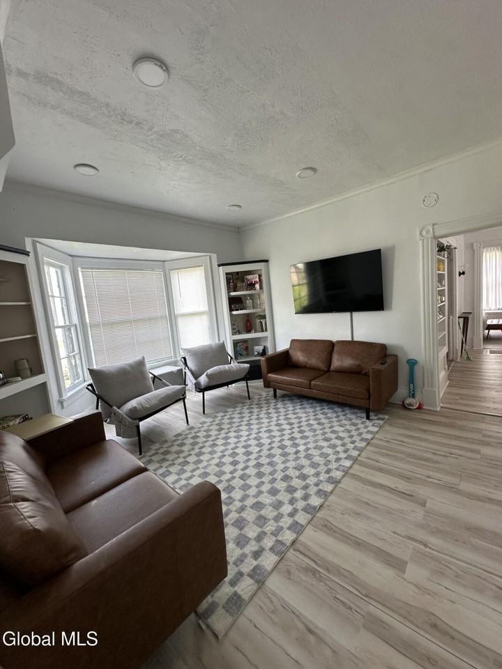89 2nd Ave - Photo 3 of 18