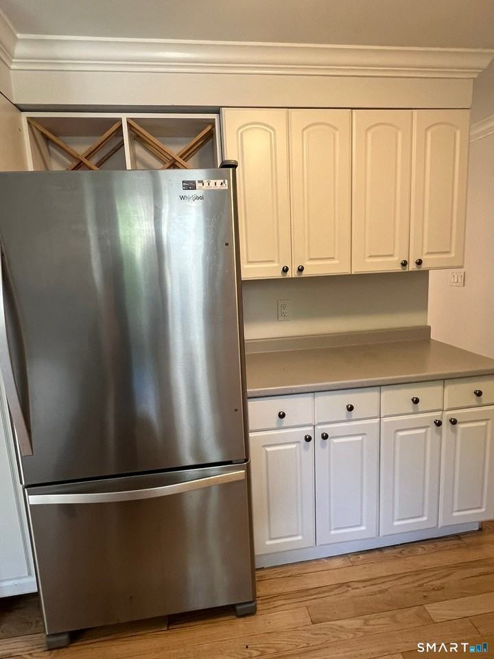 100 Hope St - Photo 5 of 40