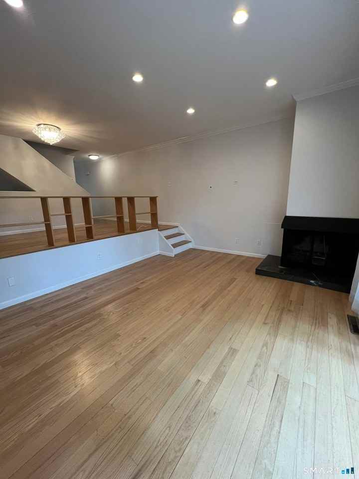 100 Hope St - Photo 7 of 40