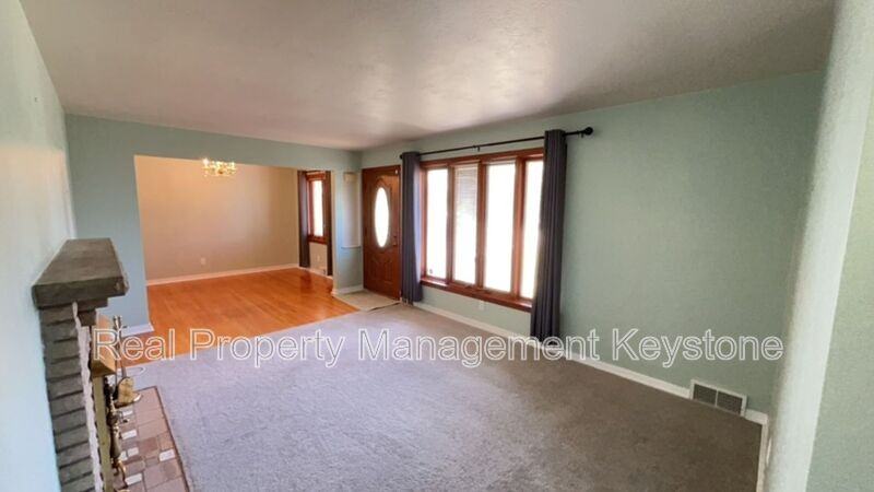 532 Charlotte Dr - Photo 3 of 25