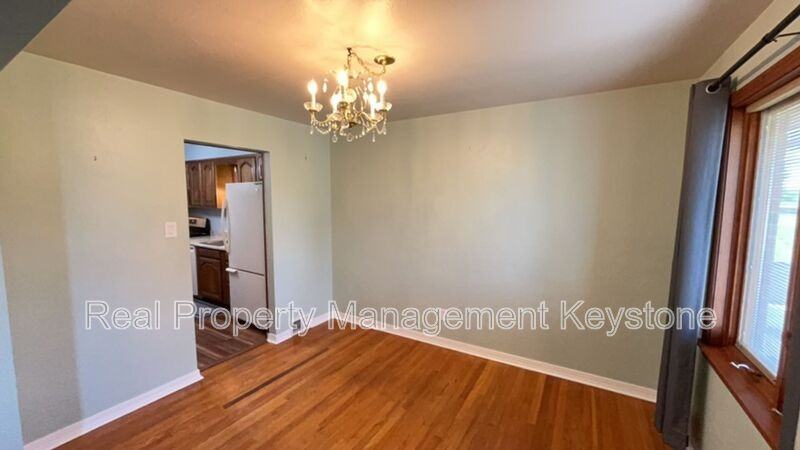 532 Charlotte Dr - Photo 6 of 25