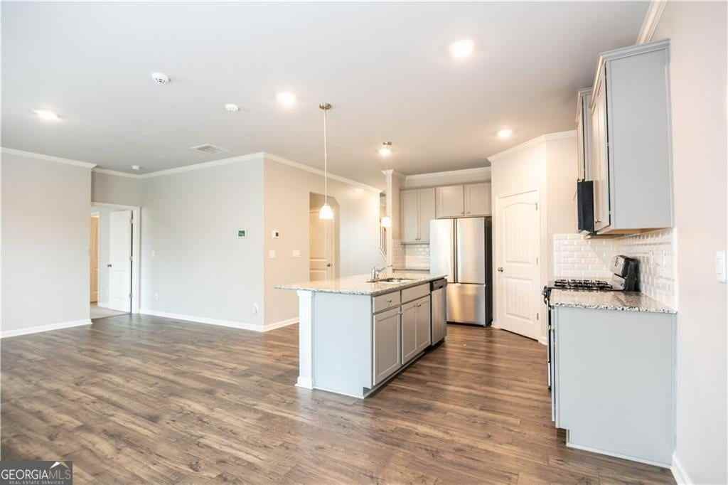 4377 Montberry Ln - Photo 5 of 7