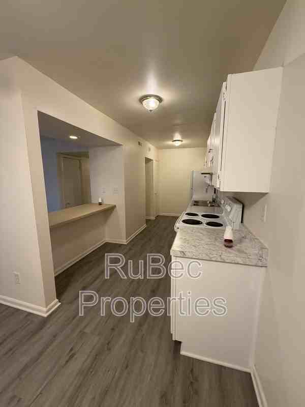 702 Farmhurst Dr #N - Photo 2 of 19