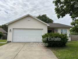 featured image of 490 Peyton Dr
