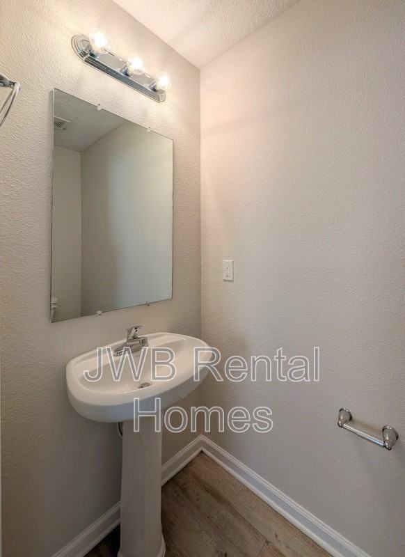 7800 Playschool Ln - Photo 6 of 19
