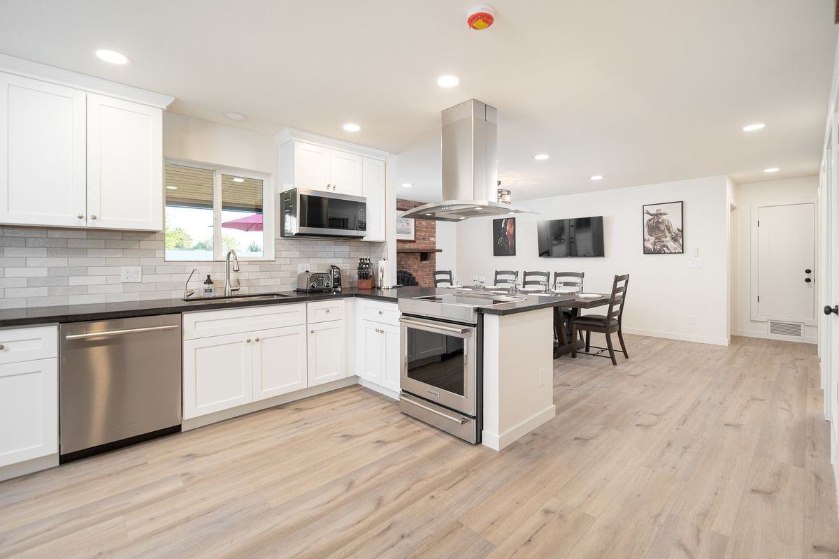 13839 E Ray Rd - Photo 3 of 27