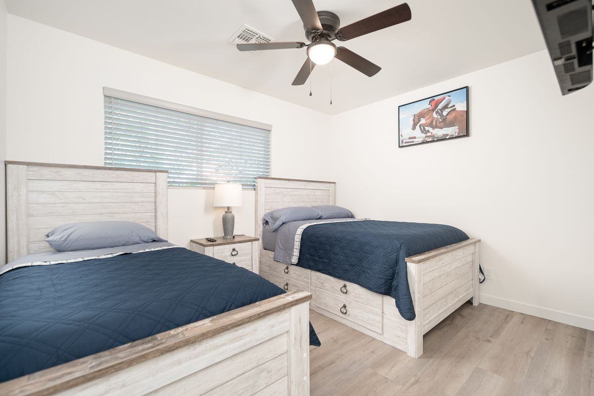 13839 E Ray Rd - Photo 7 of 27