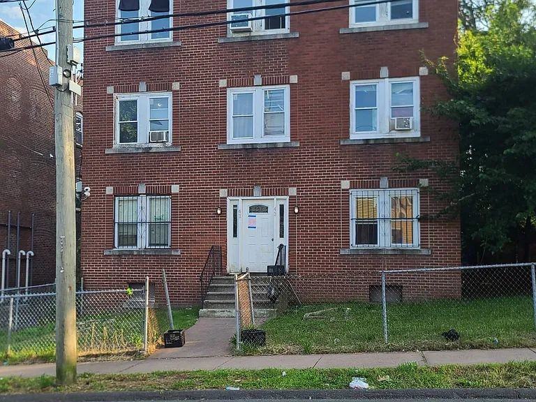 41 Nelson St - Photo 2 of 6