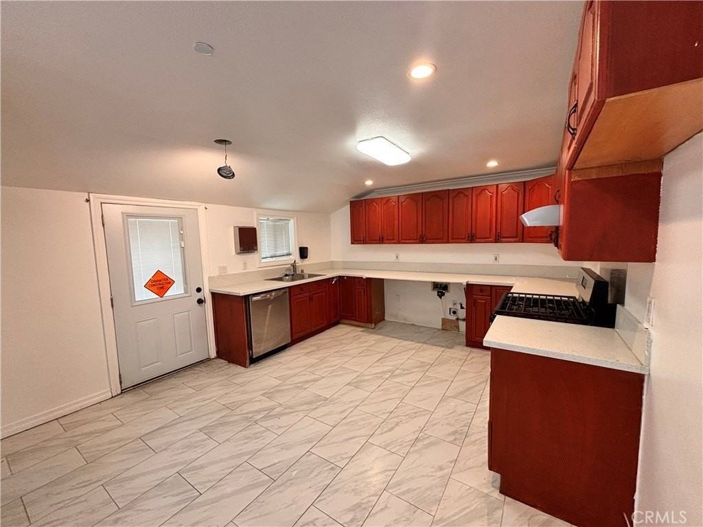 15826 E Queenside Dr - Photo 3 of 18
