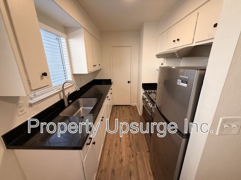 2045 Shasta St #20 - Photo 4 of 21