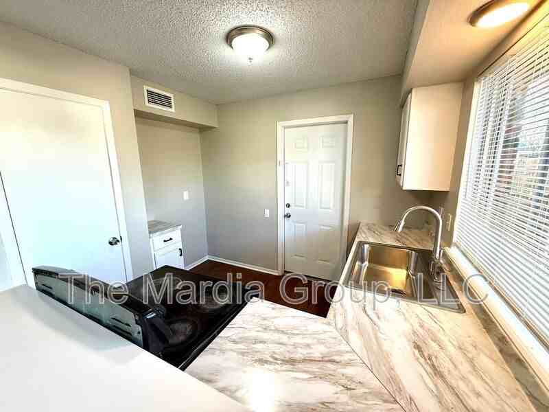 8740 Santa Rosa Dr - Photo 4 of 12