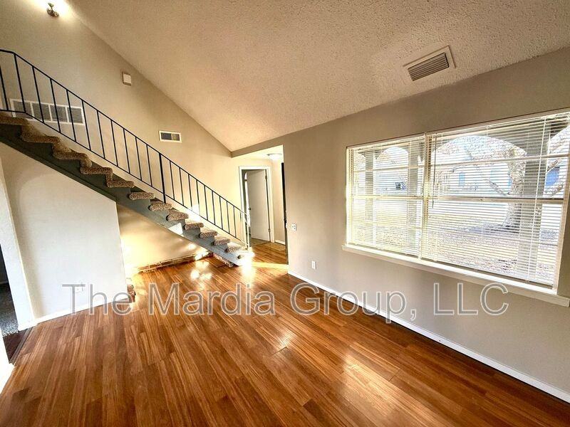 8740 Santa Rosa Dr - Photo 5 of 12