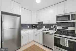 100 W Taylor Run Pkwy ##6 - Photo 1 of 1