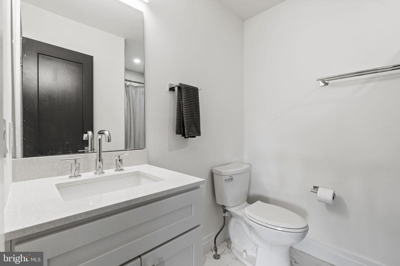 100 W Taylor Run Pkwy ##6 - Photo 2 of 18