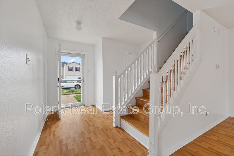 2009 Dutch Elm Dr - Photo 3 of 27