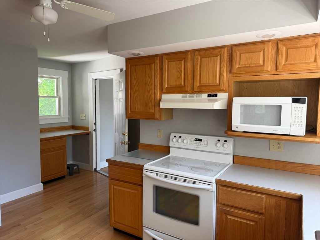 56 S Main St - Photo 4 of 22