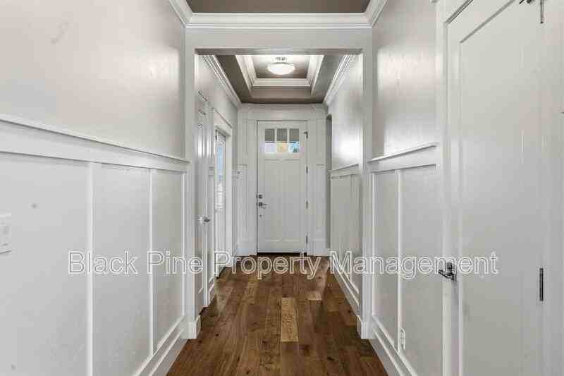 3761 W Renhold Dr - Photo 6 of 48