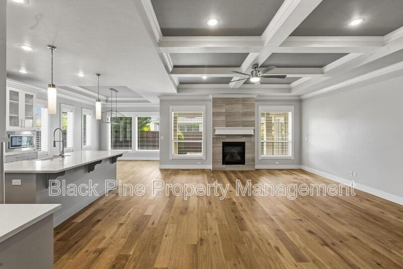 3761 W Renhold Dr - Photo 7 of 48