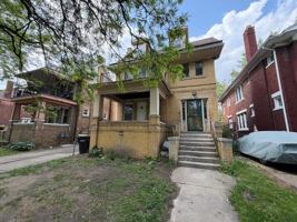 featured image of 3786 Carter St