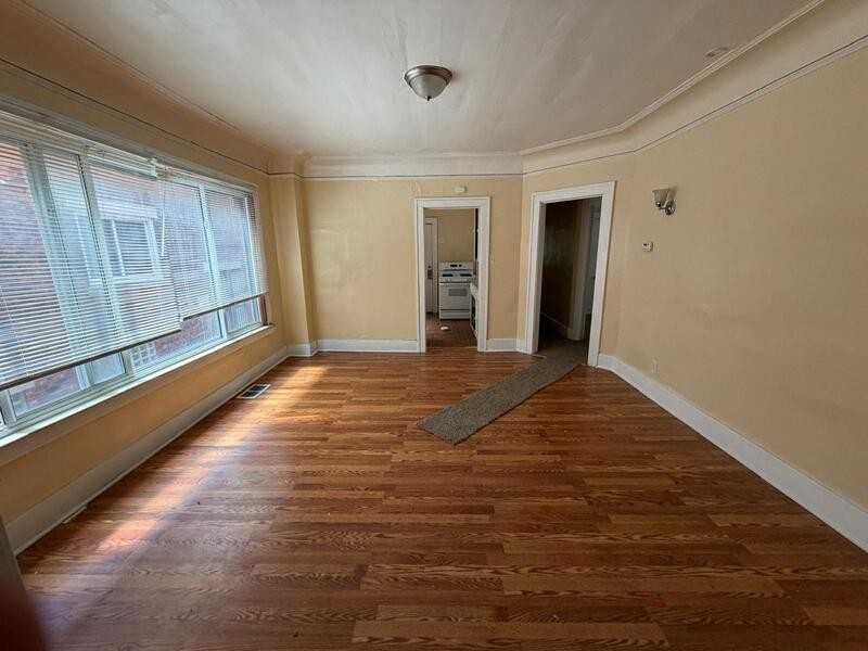 3786 Carter St - Photo 3 of 9