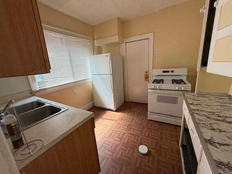 3786 Carter St - Photo 4 of 9