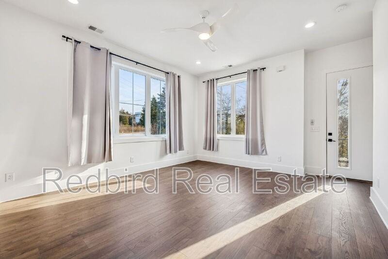 2050 Mckinley St - Photo 3 of 36