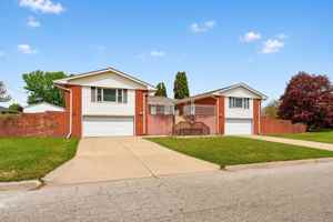 featured image of 5870 Garrett Ln