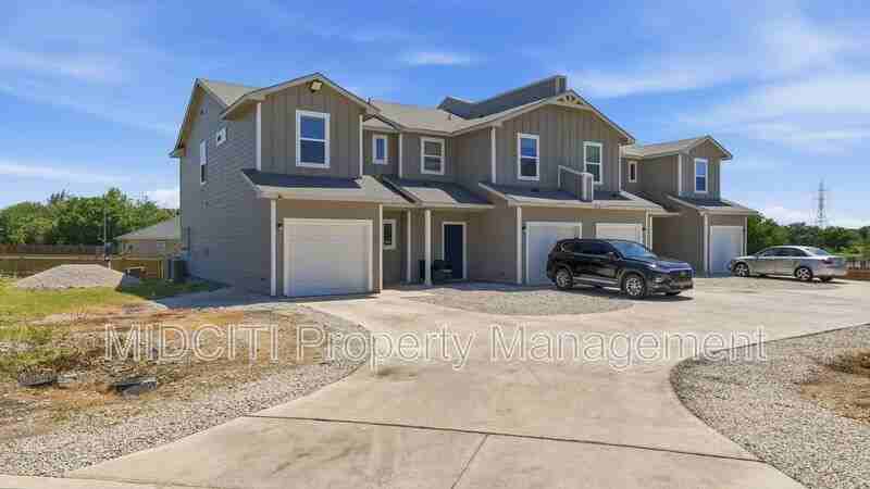 7210 John Palmer #101 - Photo 2 of 34