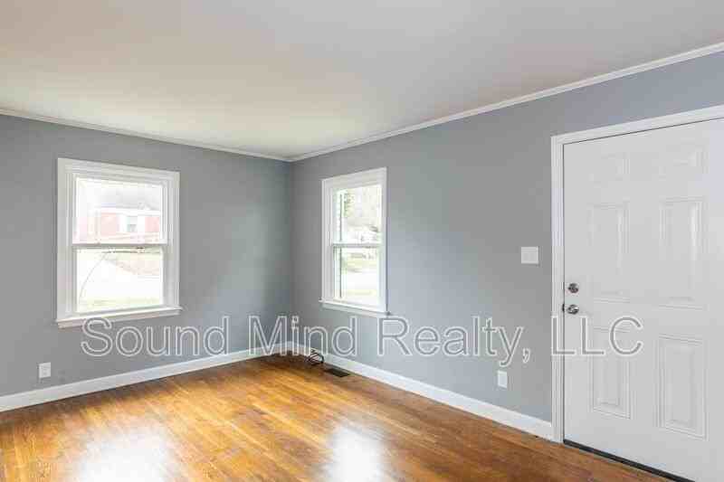 1729 Dallas St - Photo 6 of 28
