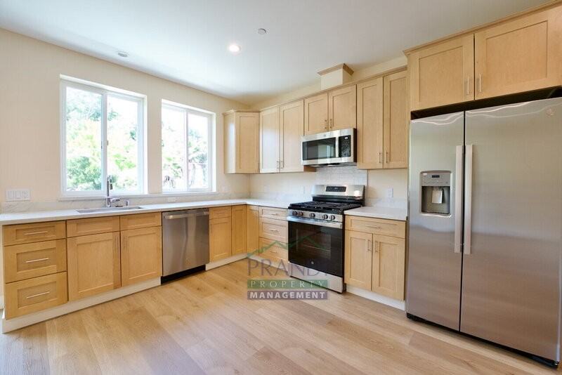 10 E Crescent Dr #A - Photo 7 of 17