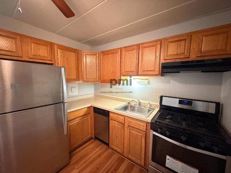 111 Harrington Ave #11 - Photo 5 of 12