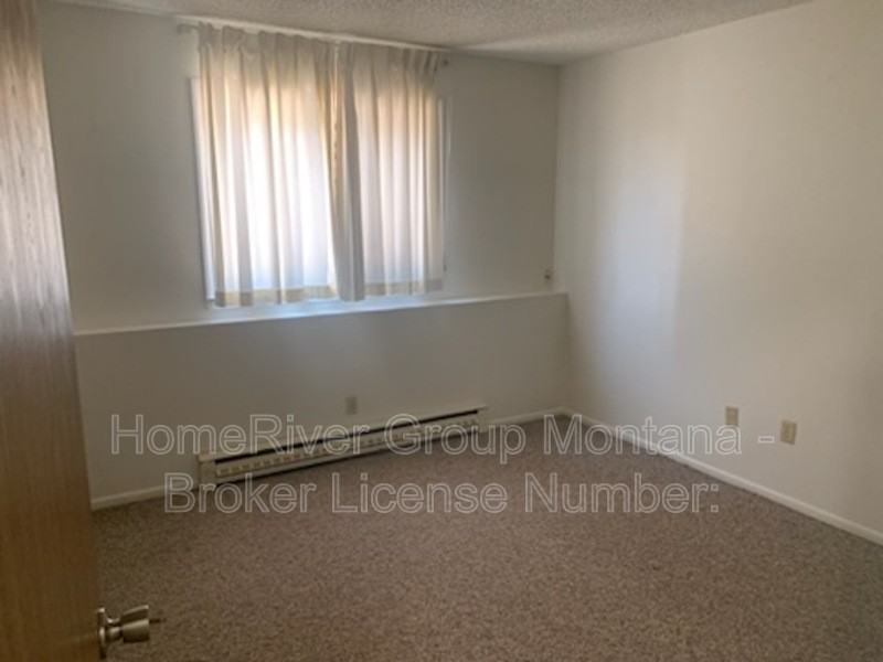 1818 Phillips St #4 - Photo 5 of 18