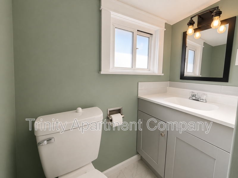 621 High St Se #C - Photo 6 of 8